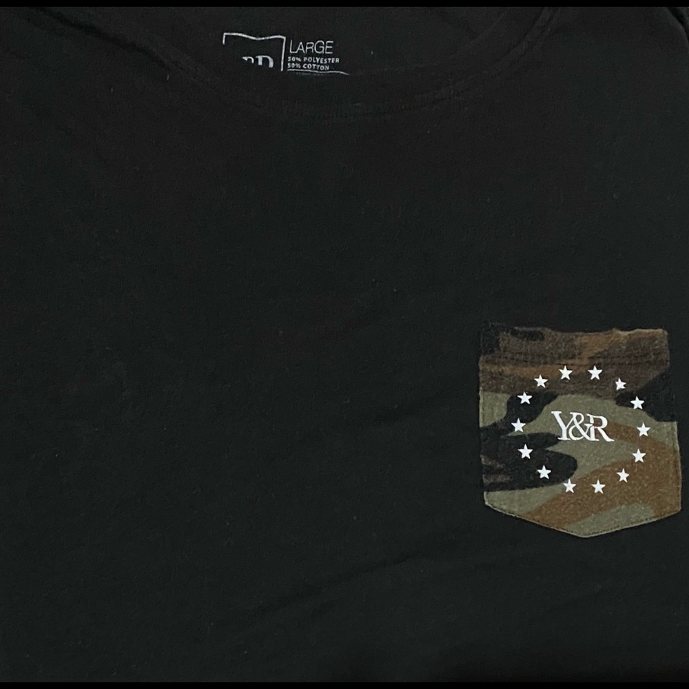 Y&R (Young&Reckless) tshirt pocket detail